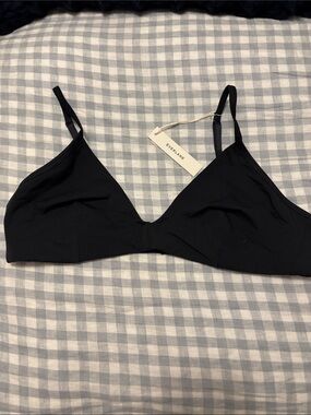 Everlane Black Minimal Triangle Bralette